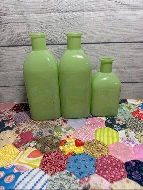 Set of 3 Light Green Decorative Ceramic Bottles
